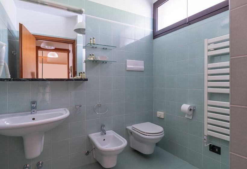 Апартаменты 2 спальни Вид на Сад, Il Sogno Apartments