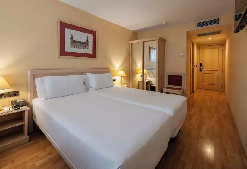 اتاق استاندارد, Luze Castellana