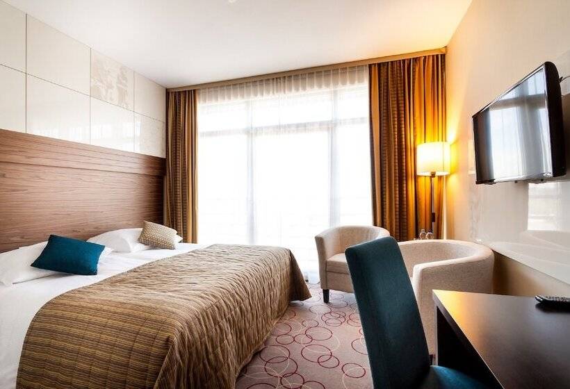 Номер Стандарт, Qubus Hotel Kraków