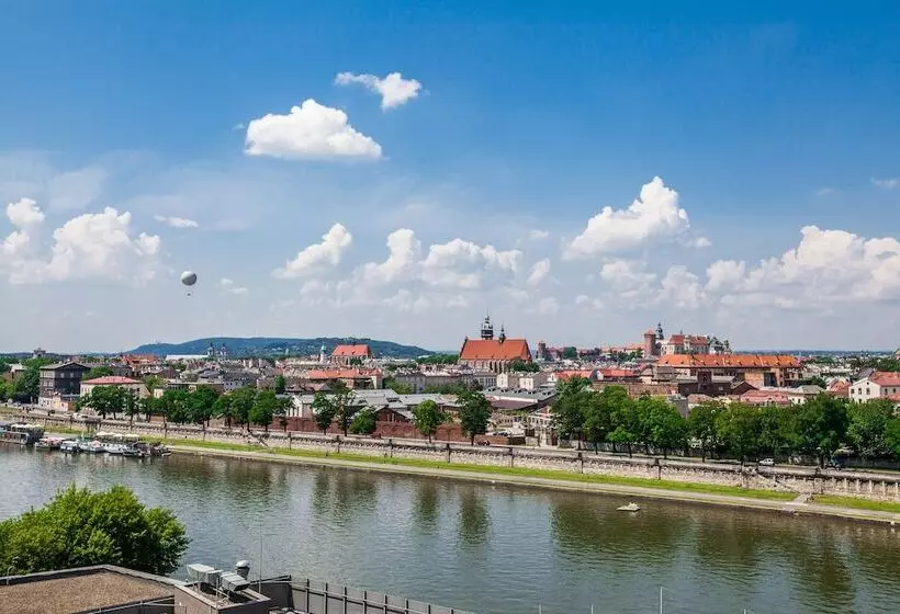 اتاق استاندارد با چشم‌انداز رودخانه, Qubus Hotel Kraków