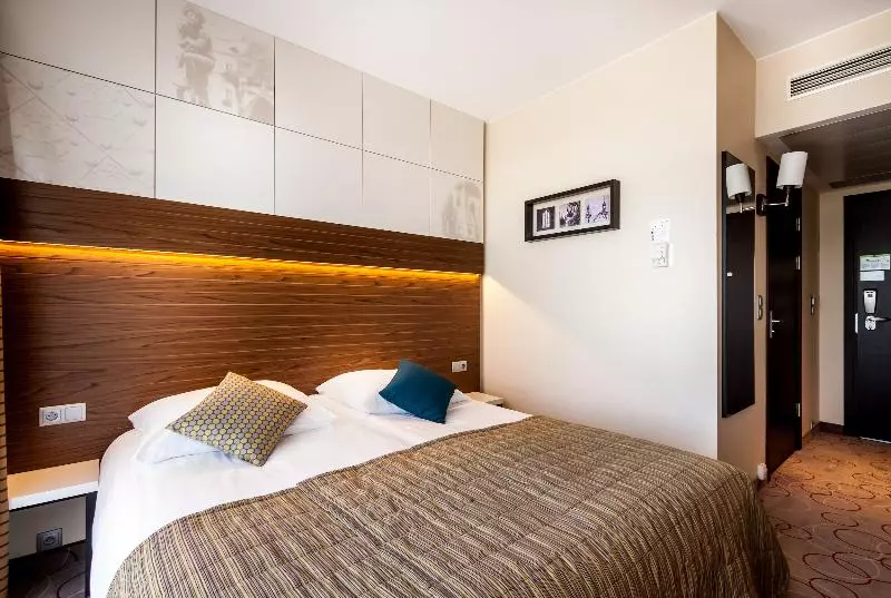 اتاق استاندارد, Qubus Hotel Kraków