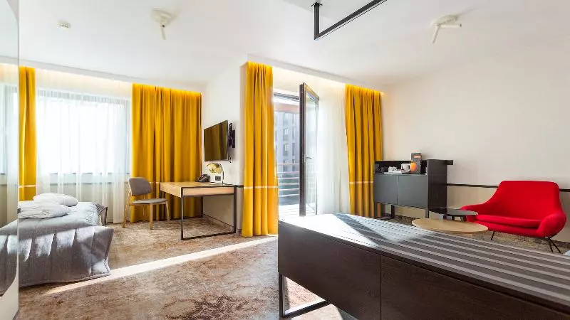 سوییت جونیور, Qubus Hotel Kraków