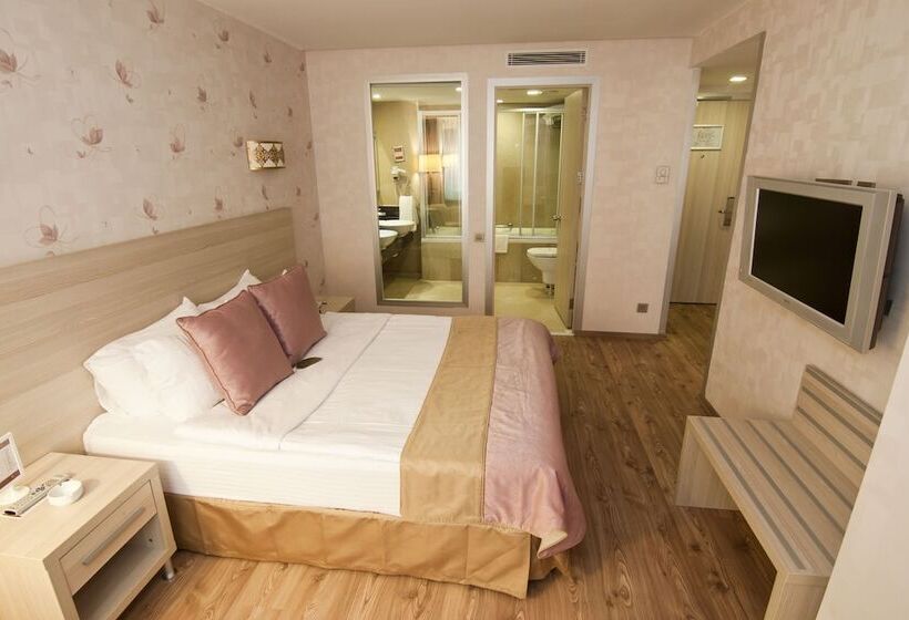 Suite, Ramada By Wyndham Ankara