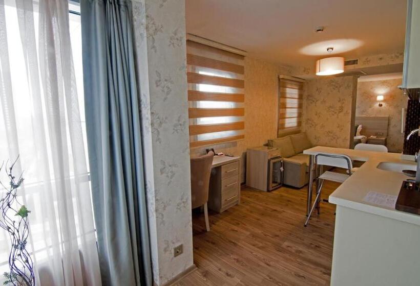 Suite, Ramada By Wyndham Ankara