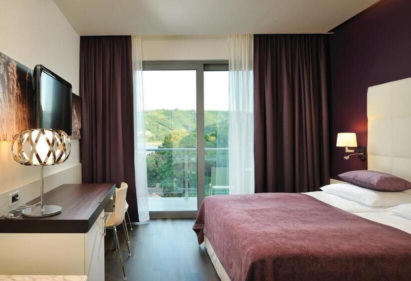 اتاق راحتی, Svoboda  Terme Krka