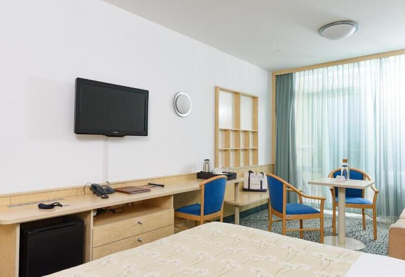 اتاق راحتی, Svoboda  Terme Krka