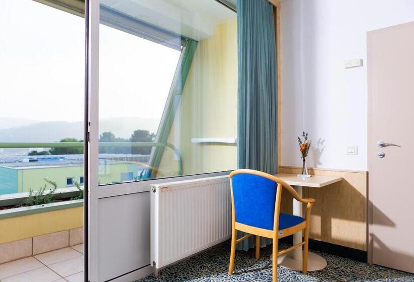 اتاق راحتی, Svoboda  Terme Krka