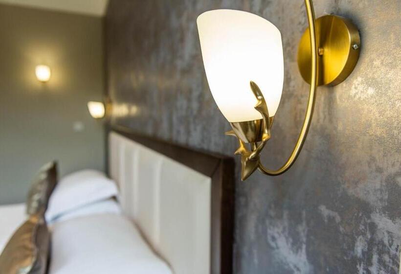 חדר סטנדרט, Tinto