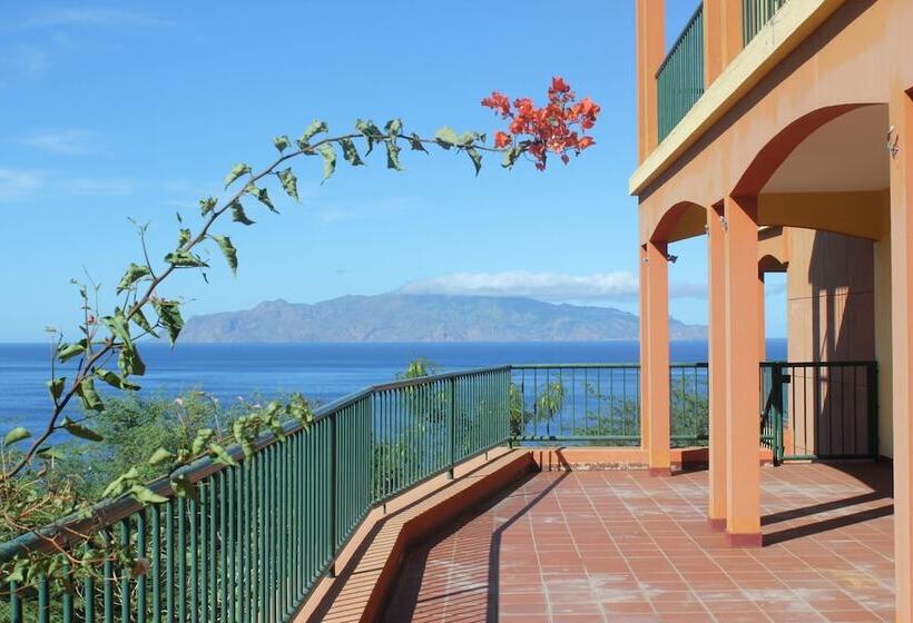 اتاق اکونومی, Xaguate