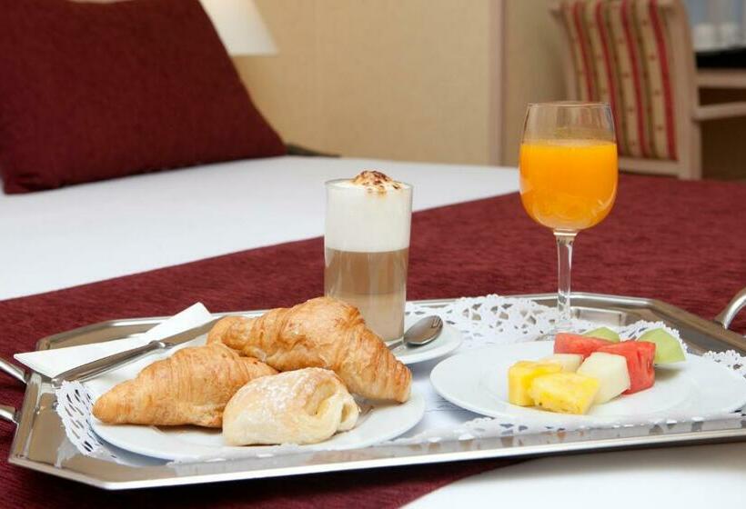 اتاق استاندارد, Luze Castellana