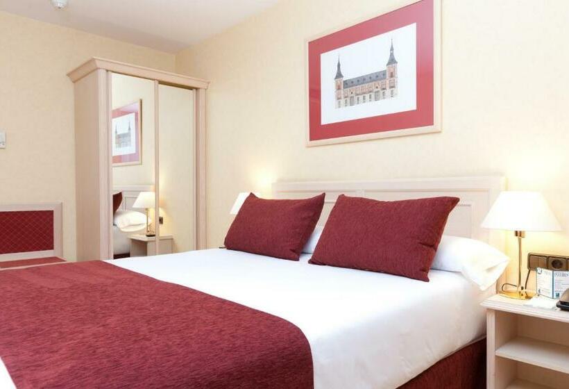 اتاق استاندارد با تخت بزرگ, Luze Castellana