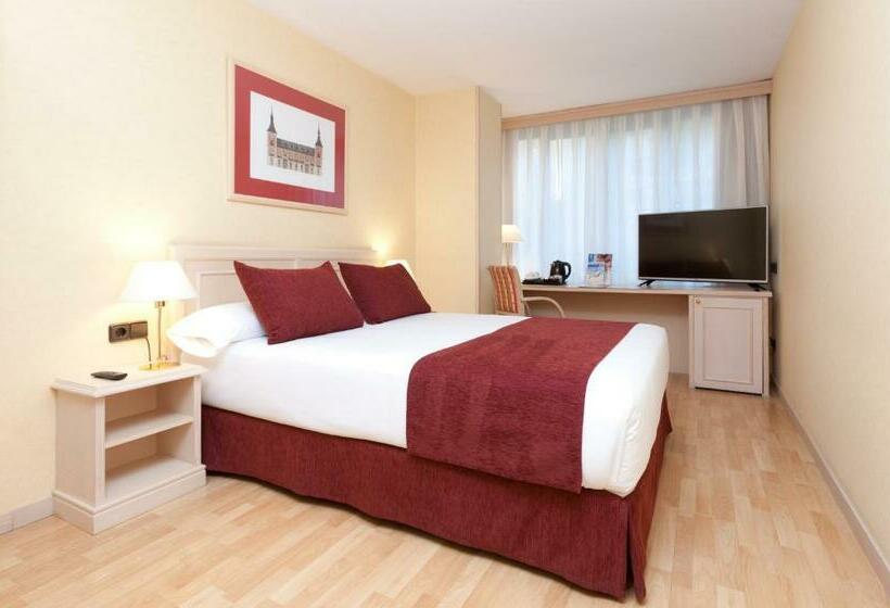 اتاق استاندارد با تخت بزرگ, Luze Castellana