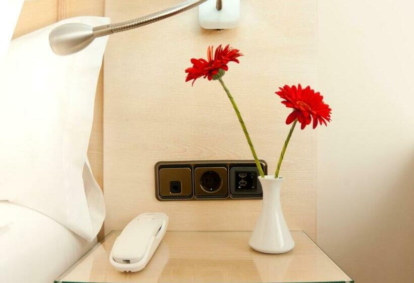 اتاق اجرایی, Luze Castellana