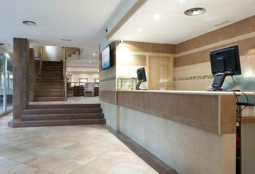 اتاق اجرایی, Luze Castellana