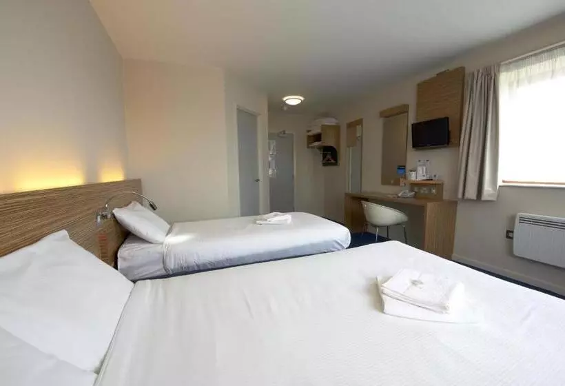 ファミリールーム, Travelodge Hotel Limerick Ennis Road