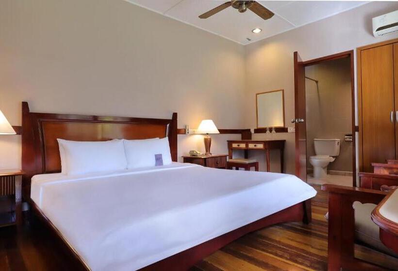 غرفة قياسية مزوَّدة بتراس, Berjaya Tioman Resort