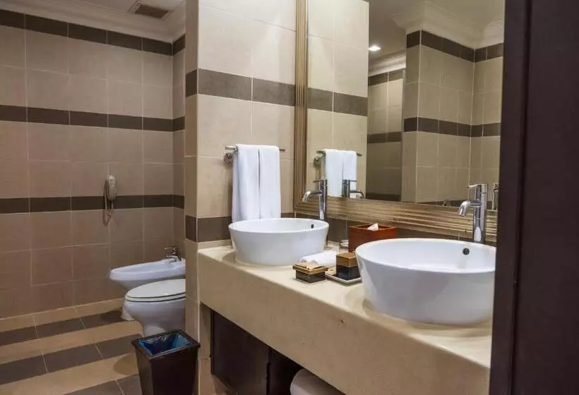 سوئیت با بالکن, Berjaya Tioman Resort