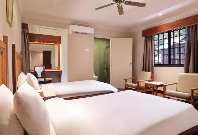 اتاق استاندارد با چشم‌انداز باغ, Berjaya Tioman Resort