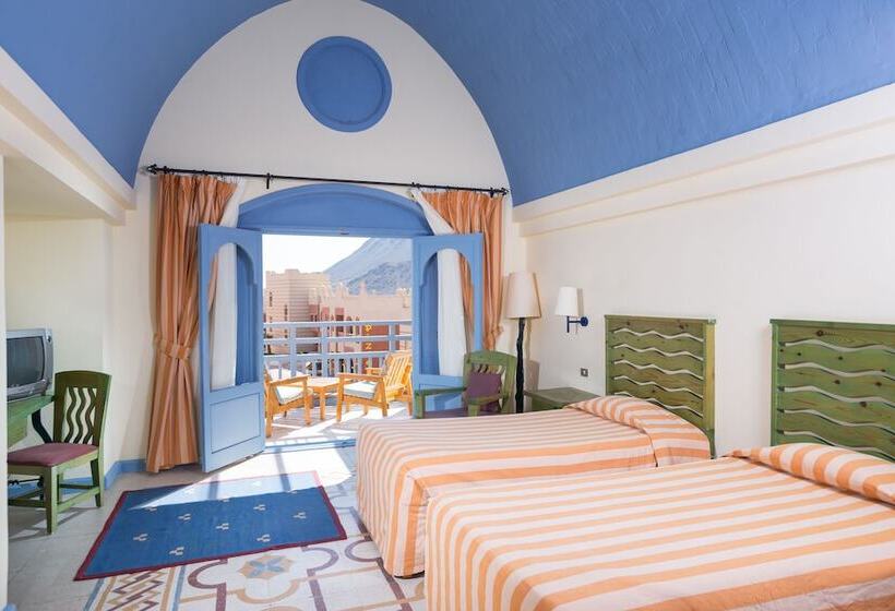 اتاق استاندارد با چشم‌انداز استخر, El Wekala Aqua Park Resort