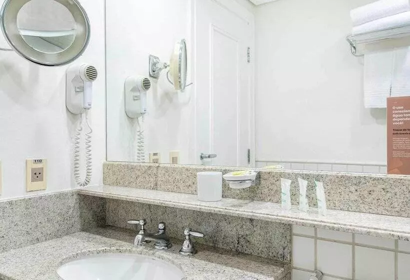 Quarto Deluxe, Cassino Tower Campinas Cambui