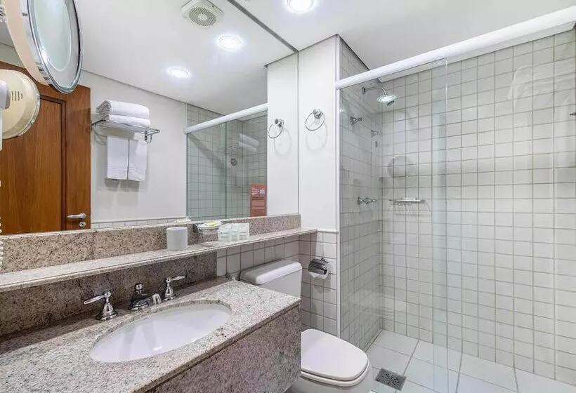 Quarto Deluxe, Cassino Tower Campinas Cambui
