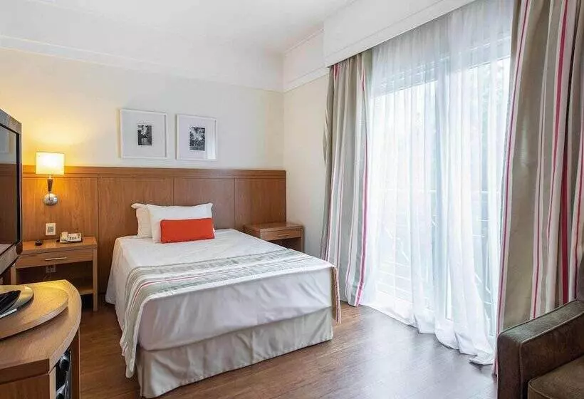 Quarto Deluxe, Cassino Tower Campinas Cambui