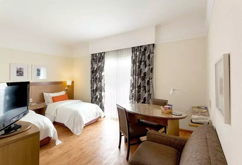 Quarto Deluxe, Cassino Tower Campinas Cambui
