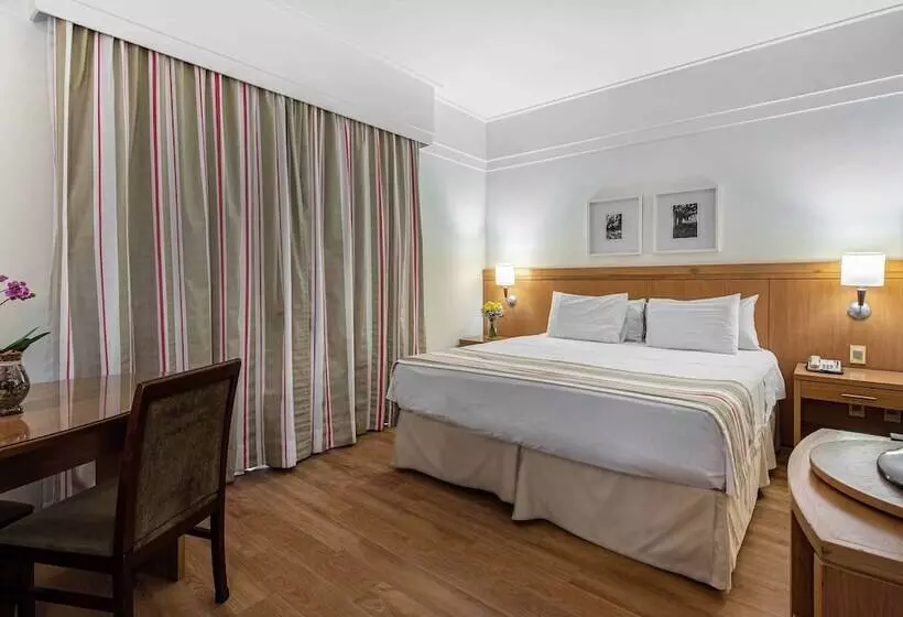 Quarto Deluxe, Cassino Tower Campinas Cambui