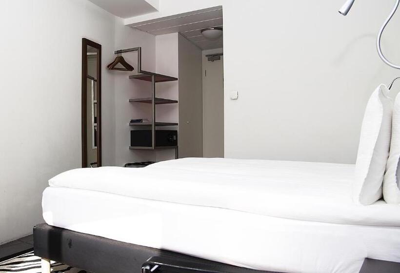 اتاق استاندارد با چشمانداز دریا, Center Hotels Arnarhvoll