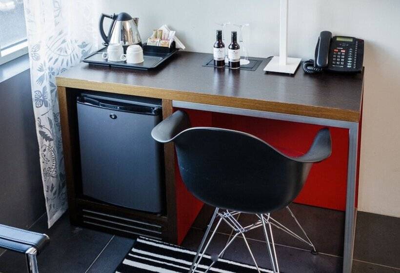 اتاق استاندارد با چشمانداز دریا, Center Hotels Arnarhvoll