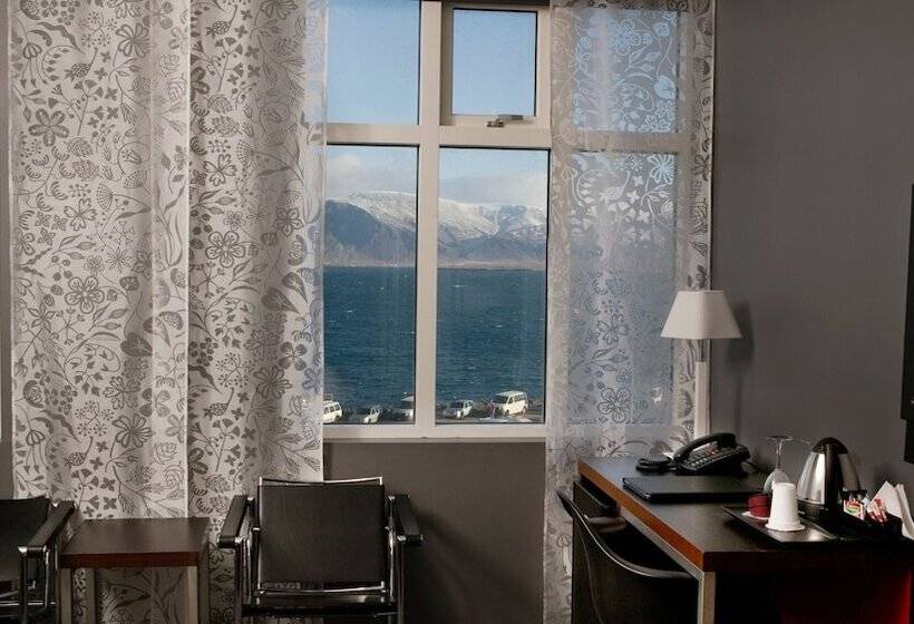 اتاق لوکس با چشمانداز دریا, Center Hotels Arnarhvoll
