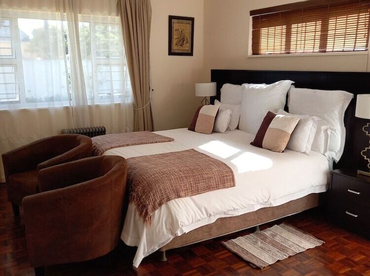 غرفة قياسية, Cotswold House