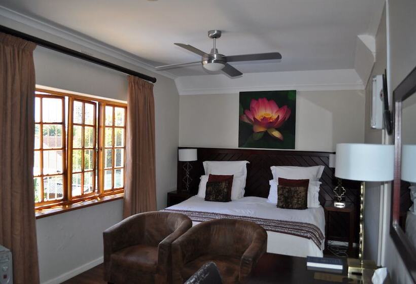 غرفة تنفيذية, Cotswold House