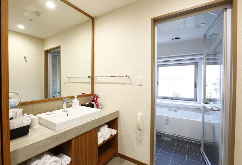 חדר דלוקס, Jal City Naha