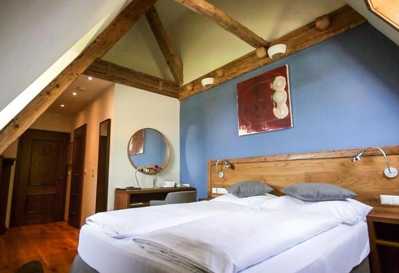 اتاق استاندارد, Kaiserhof