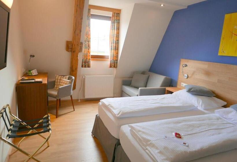 اتاق استاندارد, Kaiserhof