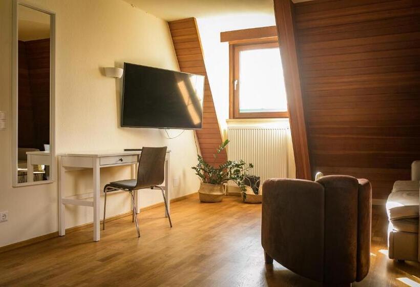 آپارتمان 2 خوابه, Kaiserhof