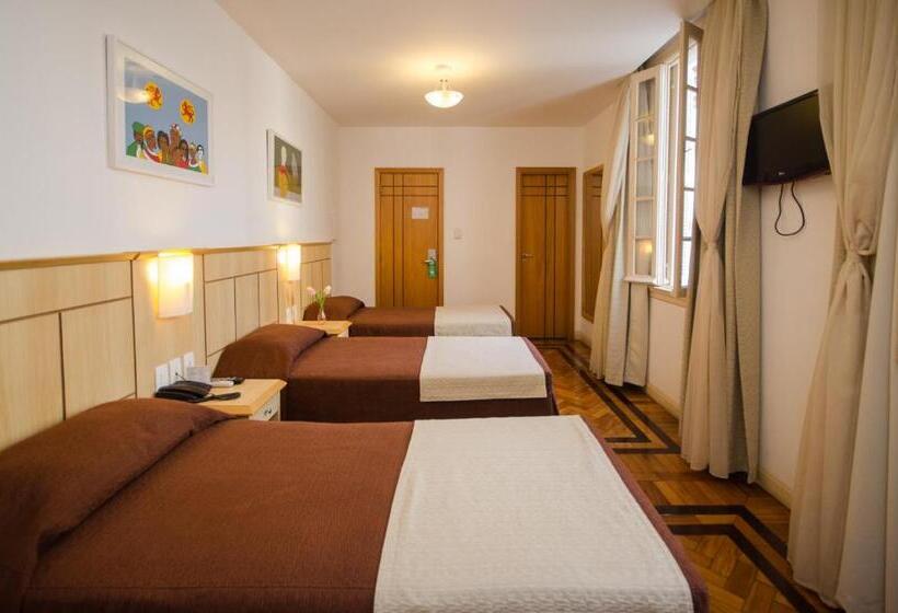 اتاق استاندارد چهار تخته, Monte Alegre