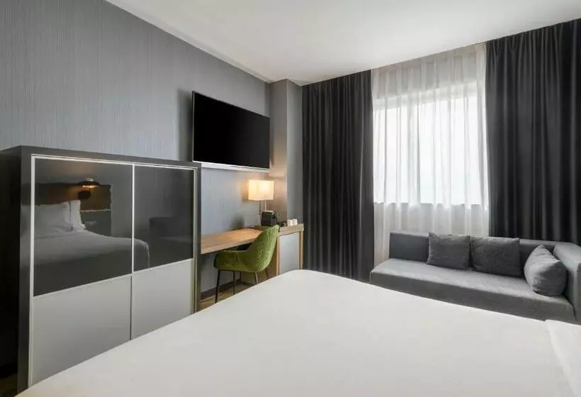 スタンダードプラスルーム, Ac Hotel Madrid Feria By Marriott