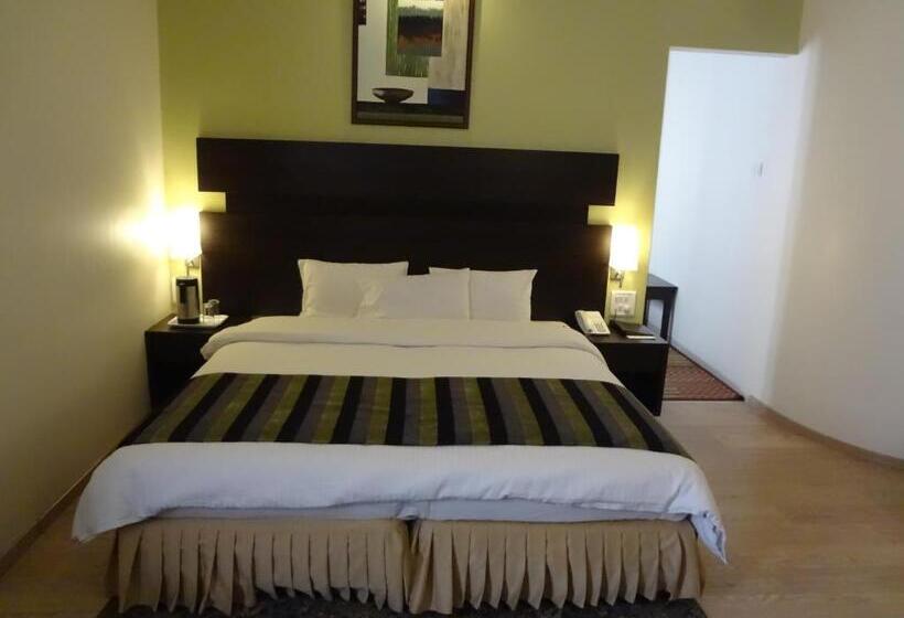 디럭스 룸, Chateau Windsor Hotel   Marine Drive