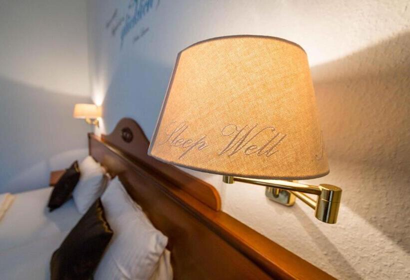 Номер Комфорт, Altdeutsche Weinstube  Superior