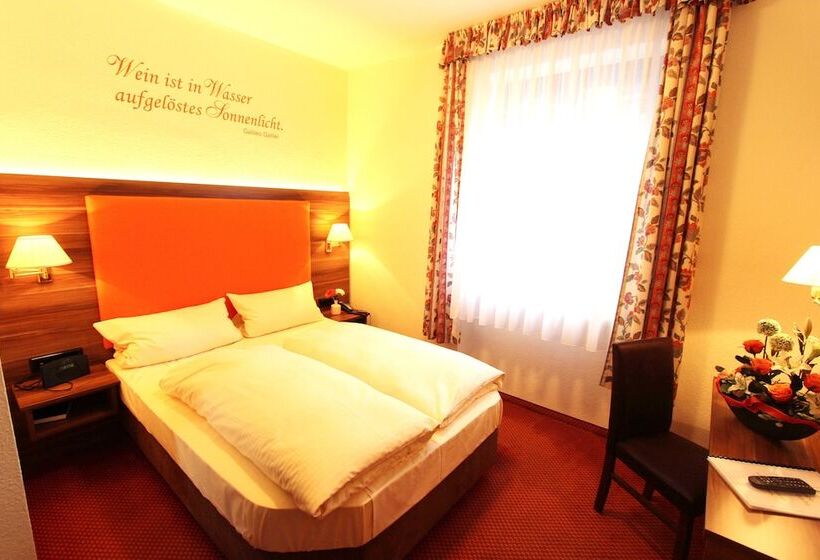 Номер Стандарт, Altdeutsche Weinstube  Superior