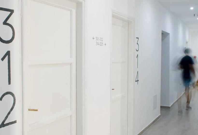 スタンダードトリプルルーム, Azure Mare