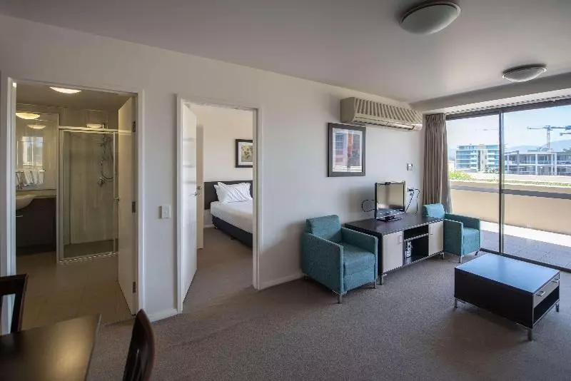 آپارتمان 1 خوابه, Best Western City Sands