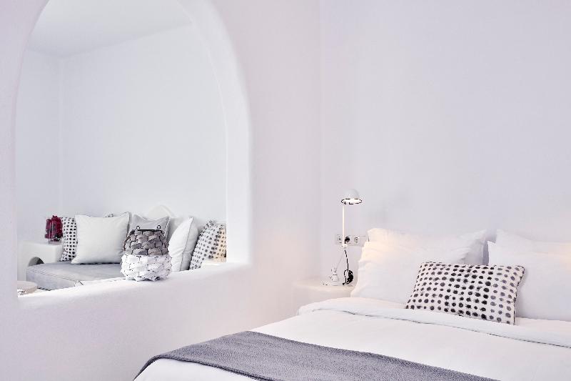 스위트, Cliff Side Suites