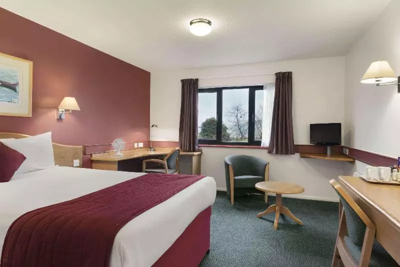 Executive-huone, Days Inn Hotel Abington   Glasgow