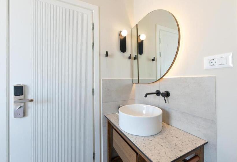 标准三人间内部客房, El Greco