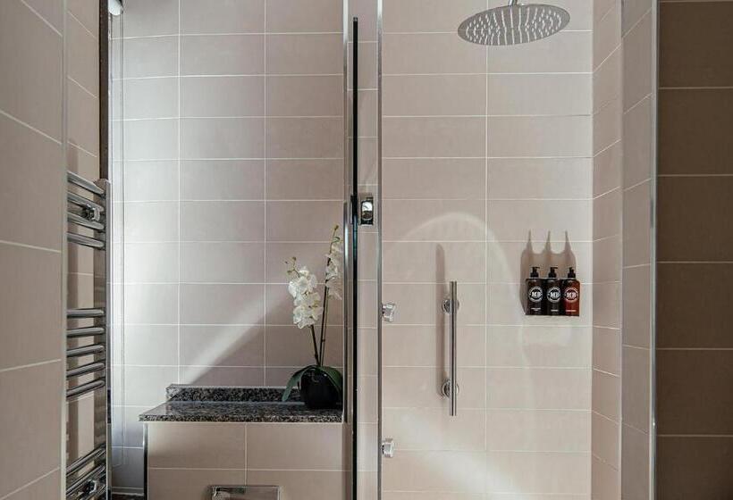 1间卧室的房子, Fanhams Hall, Exclusive Collection