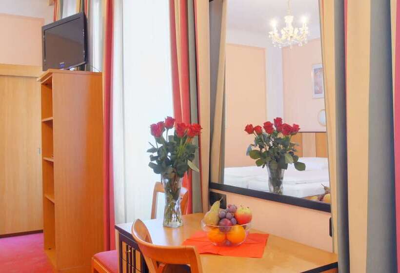 4인용 스탠다드 룸, Garten  Und Kunsthotel Gabriel City