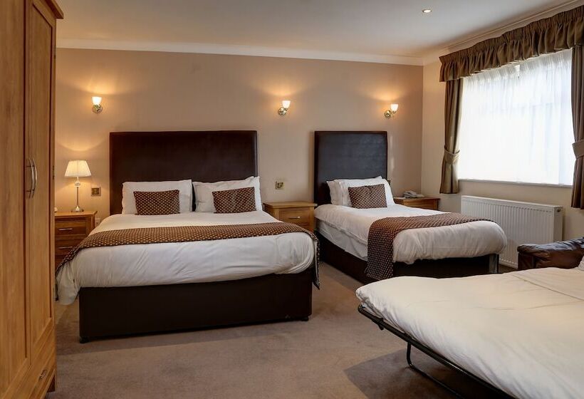 חדר משפחתי, Burnley West Higher Trapp